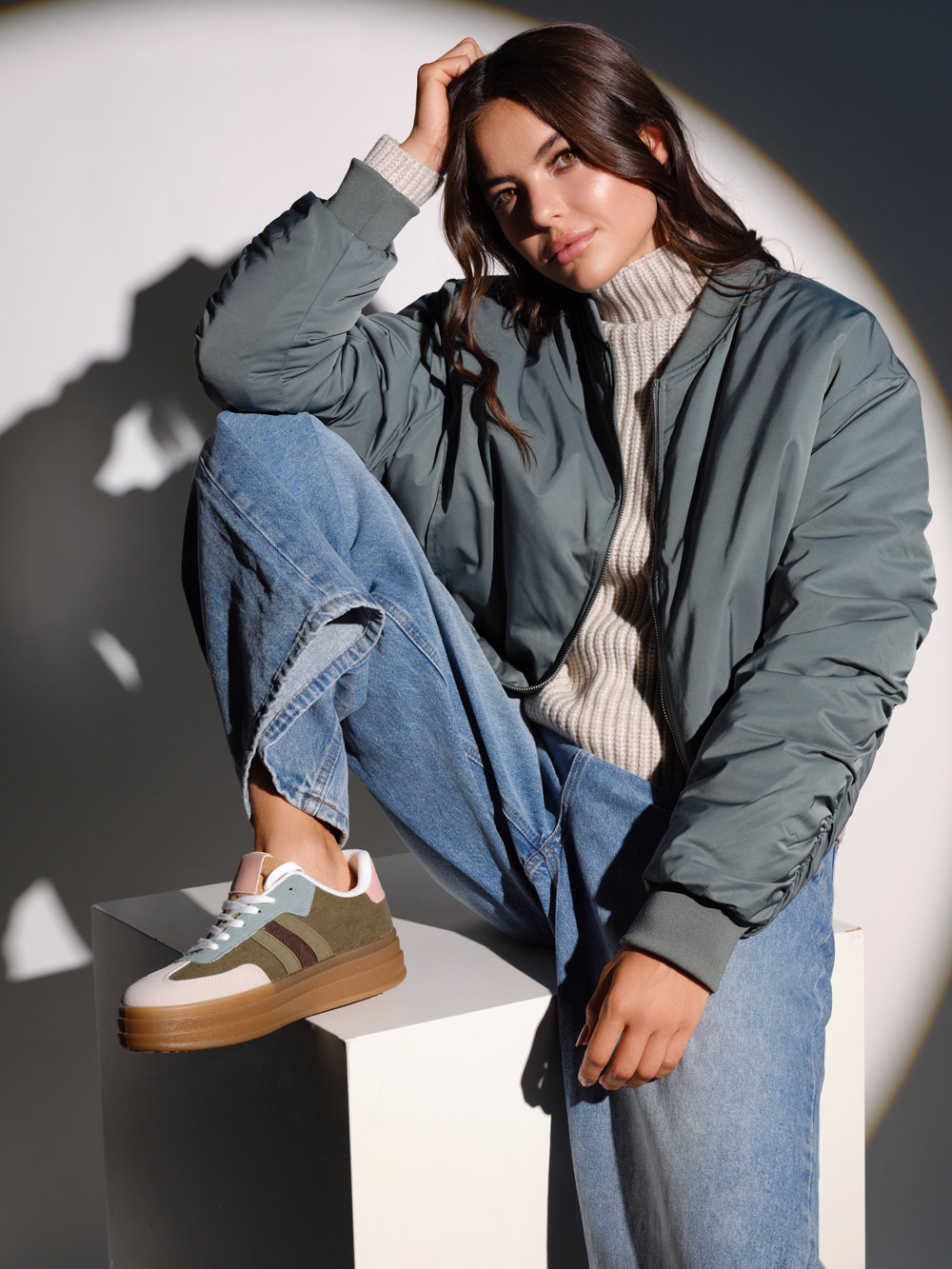 Tag 5 206 Outfit3 Overseas61855